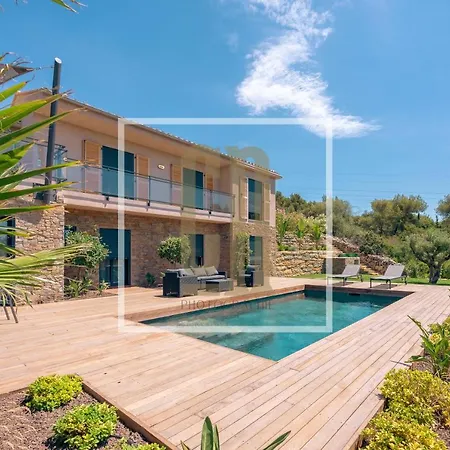 Maison D'exception Avec Vue Sur La Rade De Toulon *