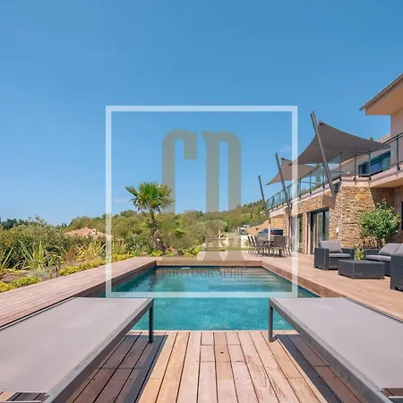 Maison D'exception Avec Vue Sur La Rade De Toulon Вилла Ольуль